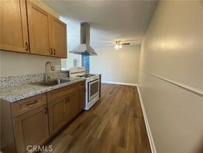 Building Photo - 213 W Guinida Ln
