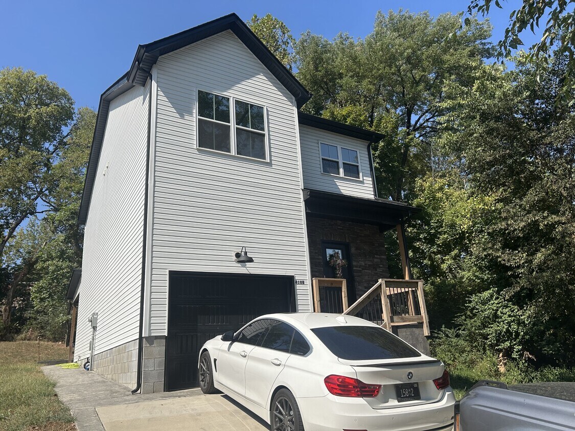 Foto del edificio - 418 Oak St