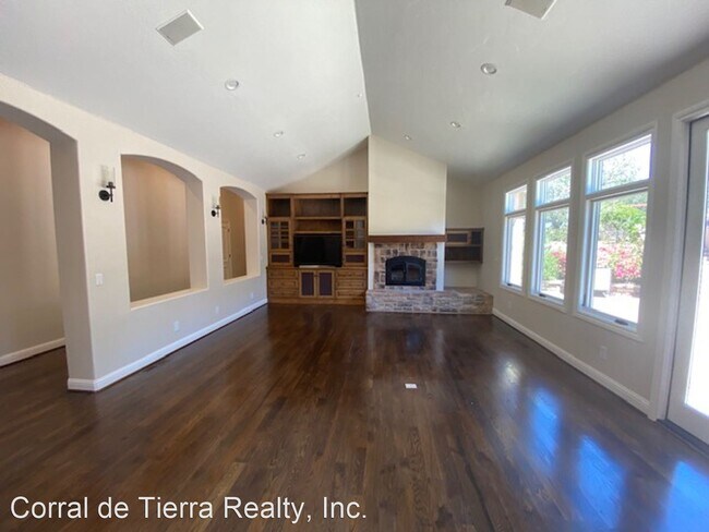 Building Photo - 4 br, 5.5 bath House - 14361 Castlerock Road