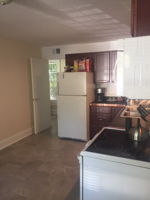 Foto del edificio - 717 E 6th Ave