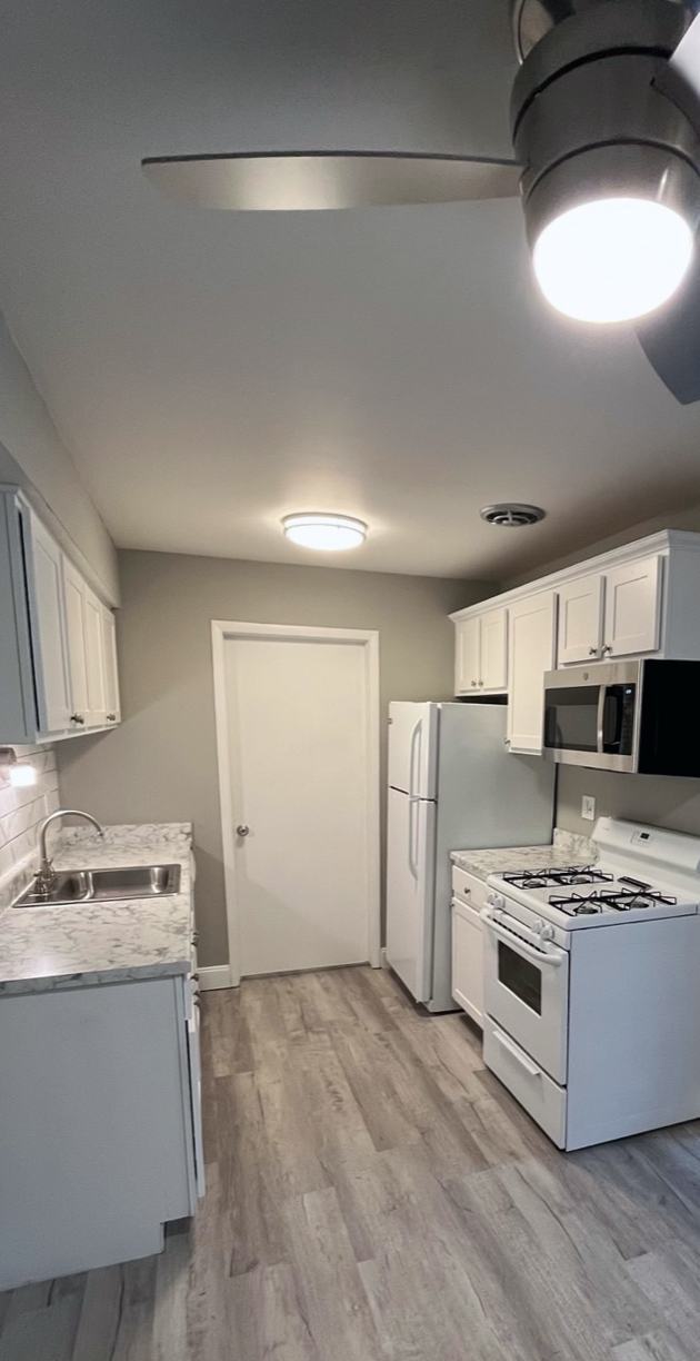 Auburn Heights Apartments Apartments in Pontiac, MI