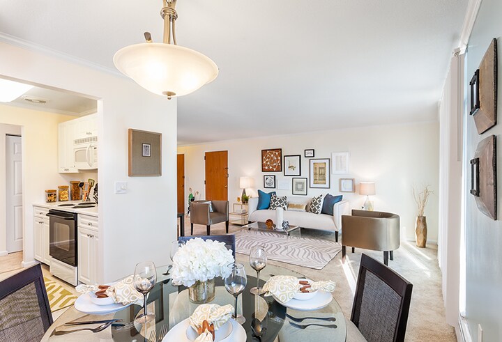 Foto principal - 5110 Washington St