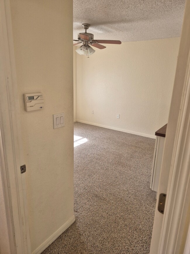 Foto del edificio - 4353 Azora Rd