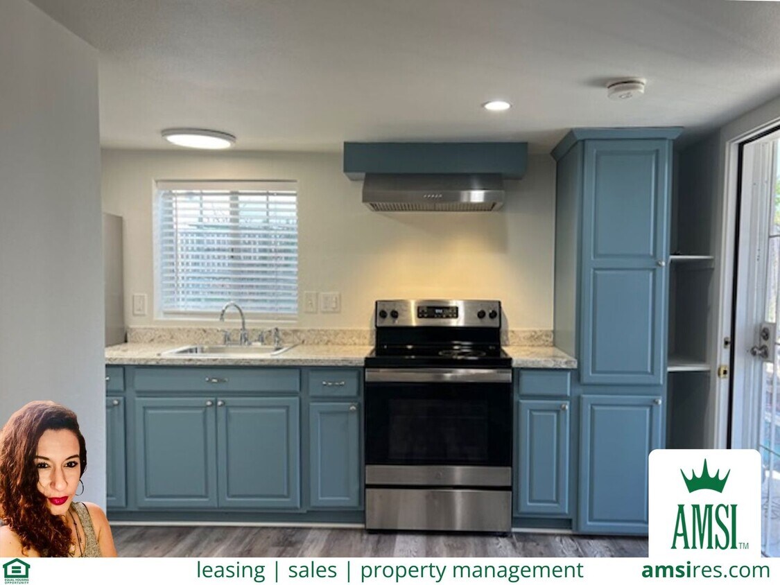 Primary Photo - Oakland Studio - Remodeled & Ready