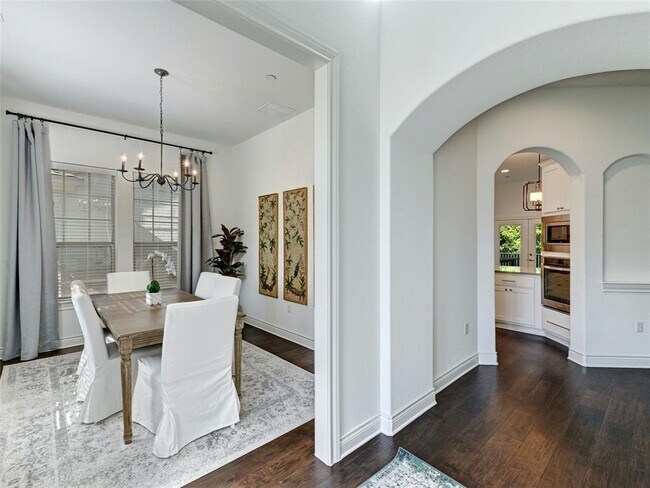 Foto del edificio - 2400 Winsted Ln