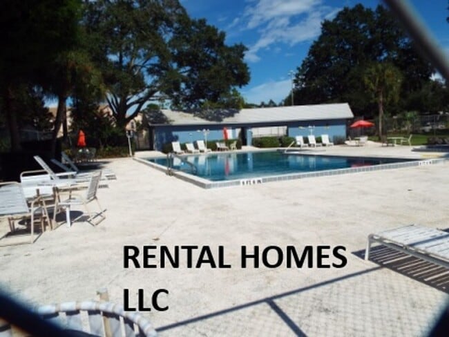 Foto del edificio - Two Bedroom One Story Townhouse close to Altamonte Mall & all other major local roads