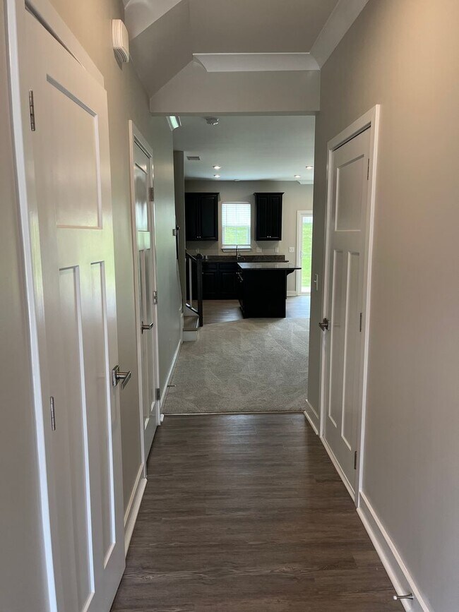 Foto del edificio - 3 Bed 2 Bath Townhome Located in Simpsonville