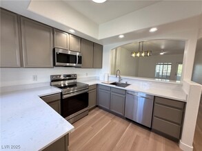 Building Photo - 6160 Rumrill St