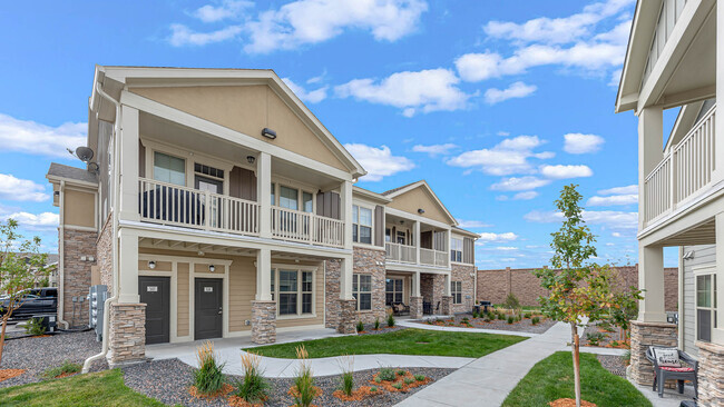 Building Photo - Springs At Eagle Bend