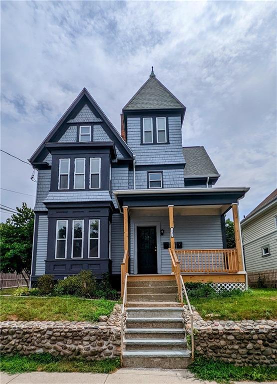 62 2nd St Unit 2, East Providence, RI 02914 Room for Rent in East