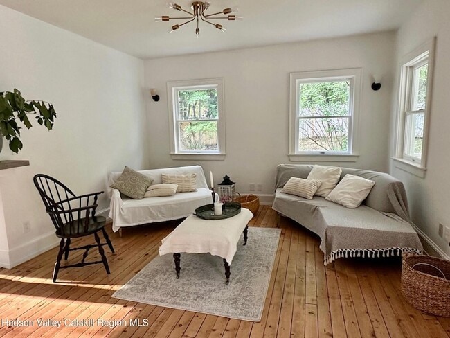 Building Photo - 5153 NY-9G