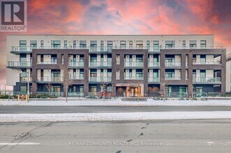 Building Photo - 1709-1709 Bur Oak Ave