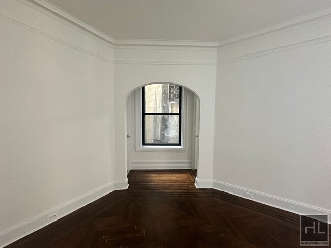 Building Photo - WEST 72 STREET