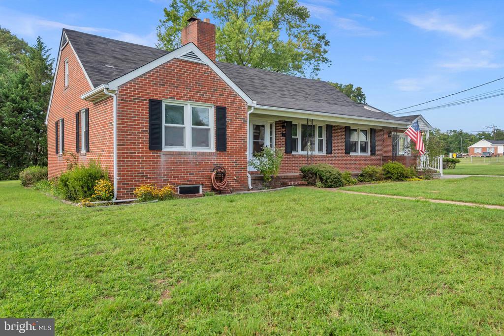 Foto principal - 8 Kellington Dr