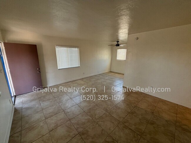 Foto del edificio - 4617 E Eastland St