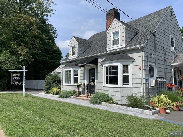 Primary Photo - 353 Franklin Ave