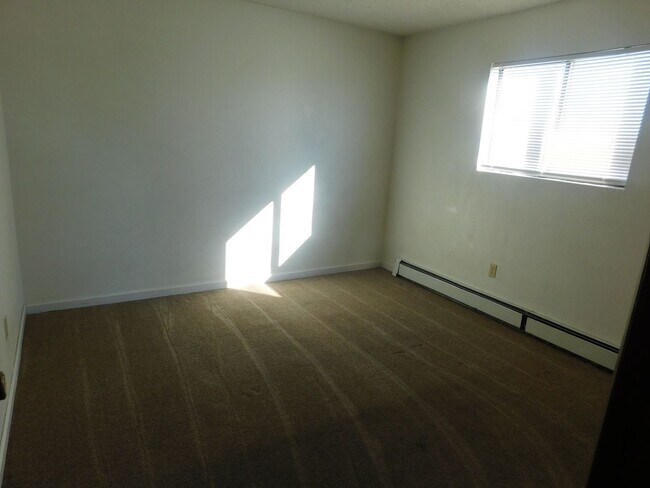 Foto del edificio - Cozy 2 Bedroom with Private Balcony