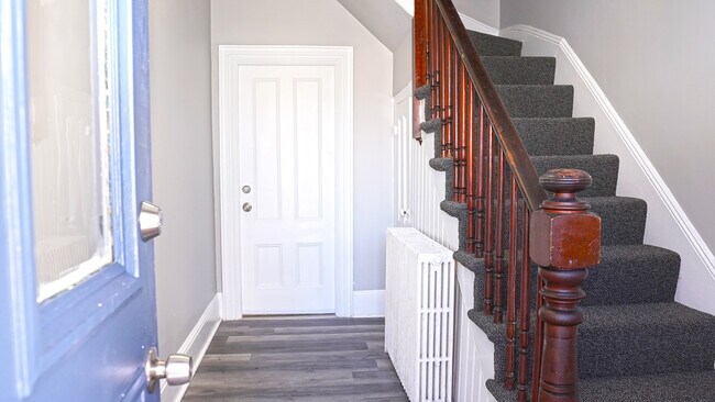 Foto del edificio - 40R Pine St