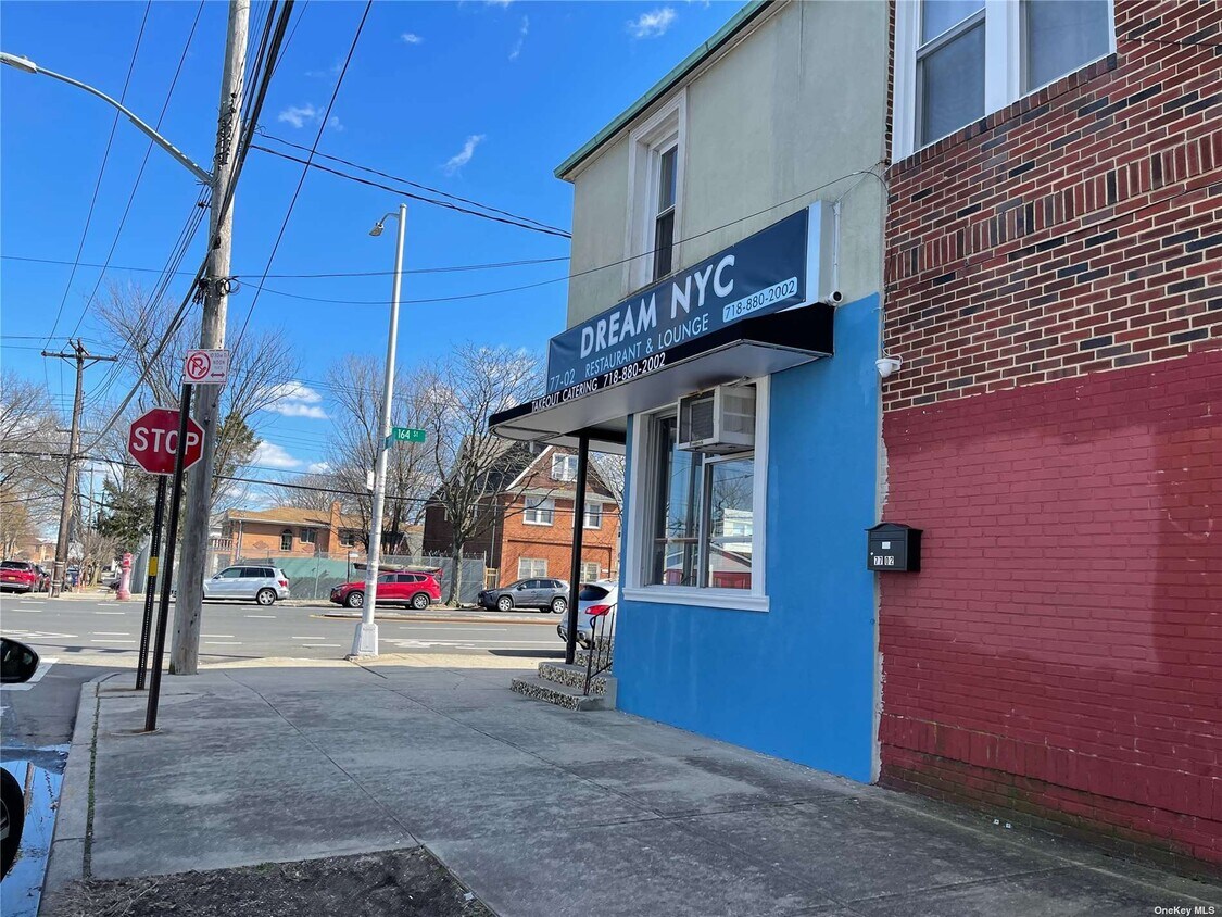 Primary Photo - 77-02-77164 164th St