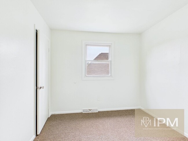Foto del edificio - Available Now! Cozy 3 Bedroom, 1 Bath Town...