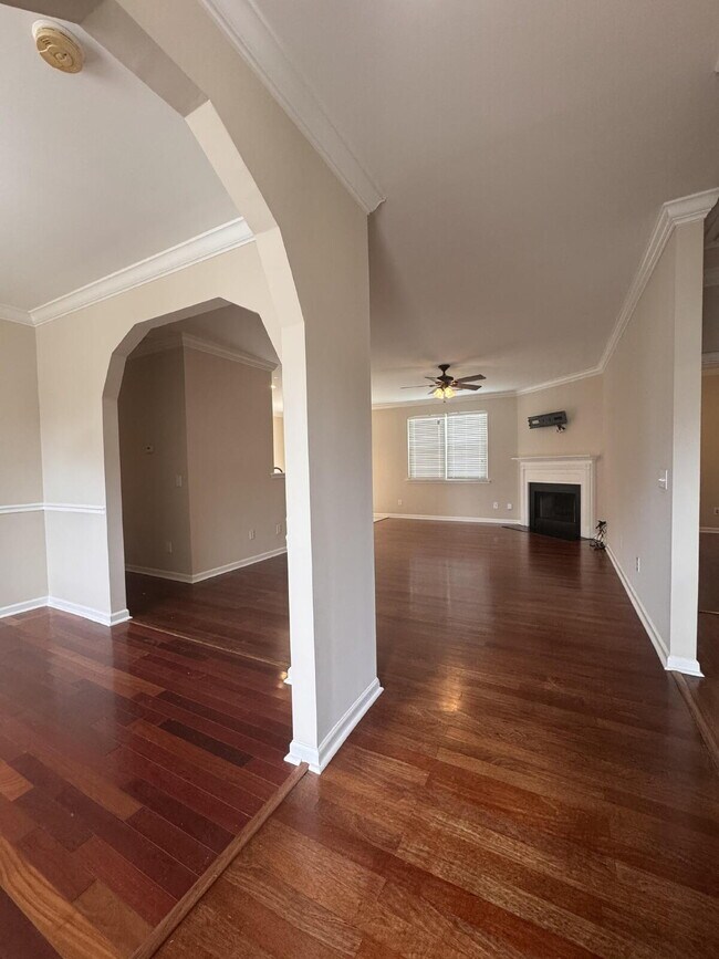 Building Photo - Spacious 4-Bed, 2.5-Bath Home in Mauldin –...
