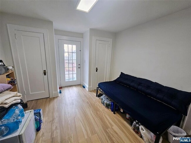 Building Photo - 483 Cumberland Ave