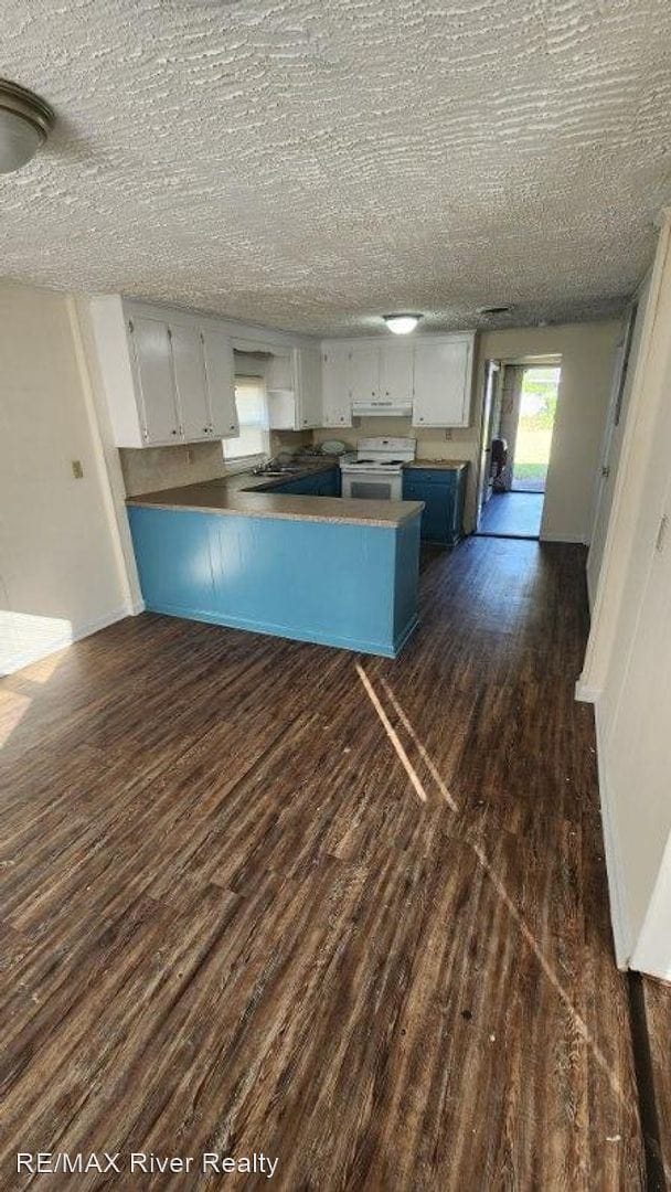 Building Photo - 4 br, 2 bath House - 2422 Yates Dr