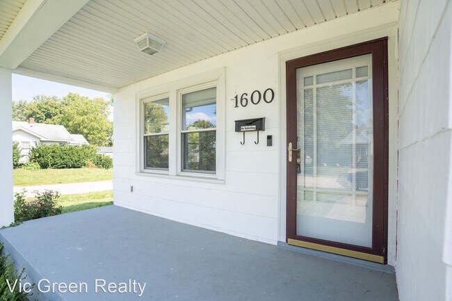 Building Photo - 3 br, 1 bath House - 1600 Norton Ave