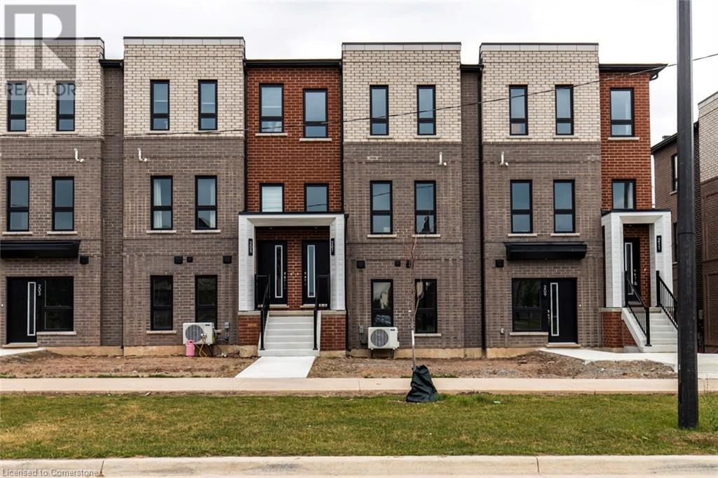 Primary Photo - 207 Burke St