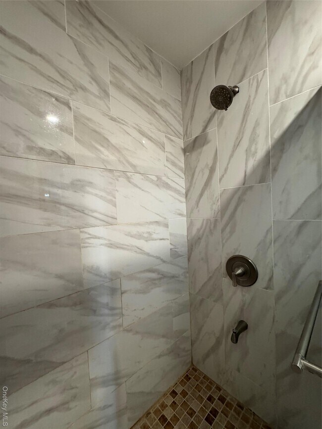 Foto del edificio - 287 NY-32