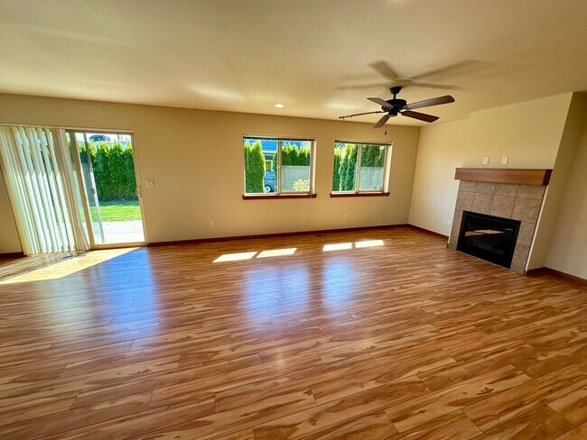 Foto del edificio - 5836 Pioneer Ridge Pl