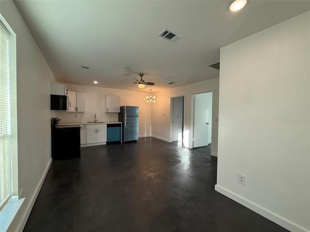 Building Photo - 1135 Holly Glen Cir