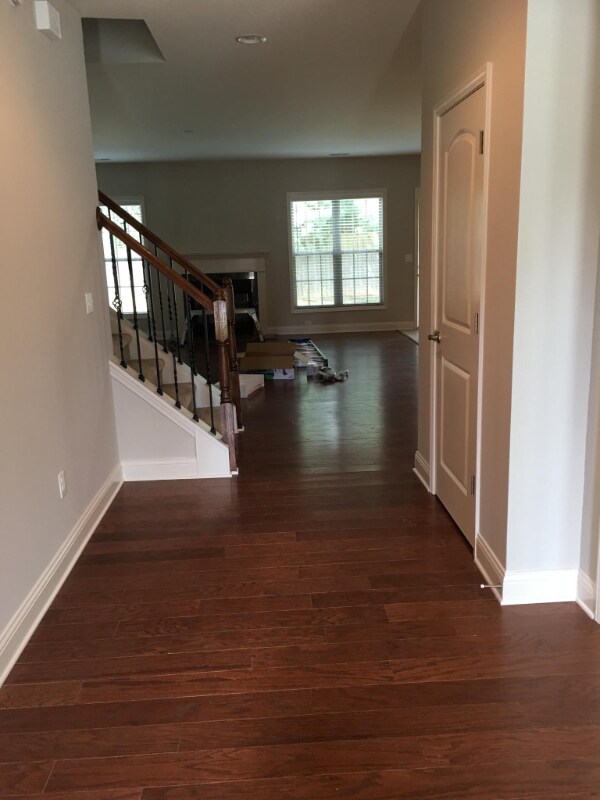 Building Photo - 211 Green Ash Trl