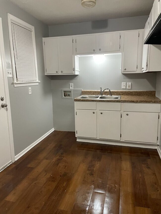 Building Photo - Home for rent in the Whitehaven Area