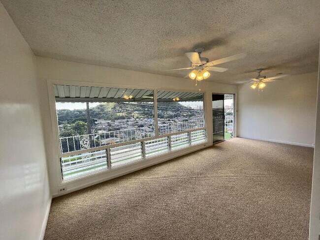 Building Photo - 2302 Pacific Heights Rd