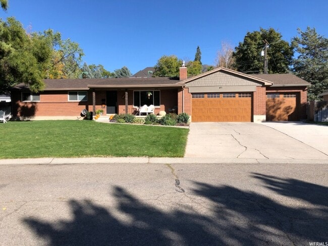 Photo - 3005 S Jonetta Dr House