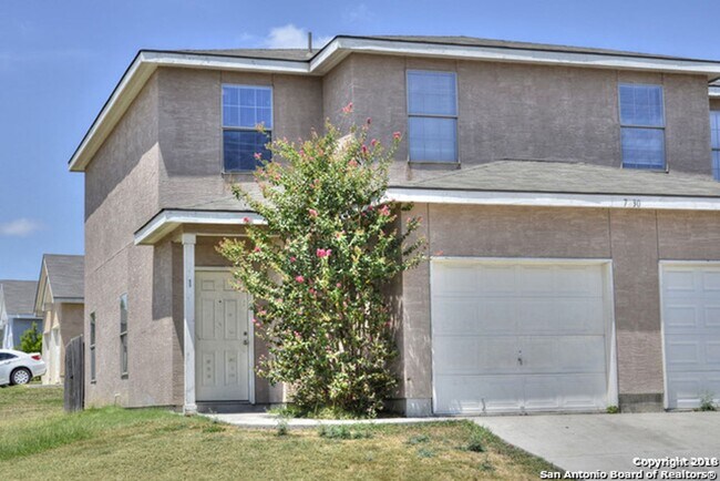 Foto del edificio - 3 Bedroom/2.5 Bath Woodlake Golf Way Subdi...