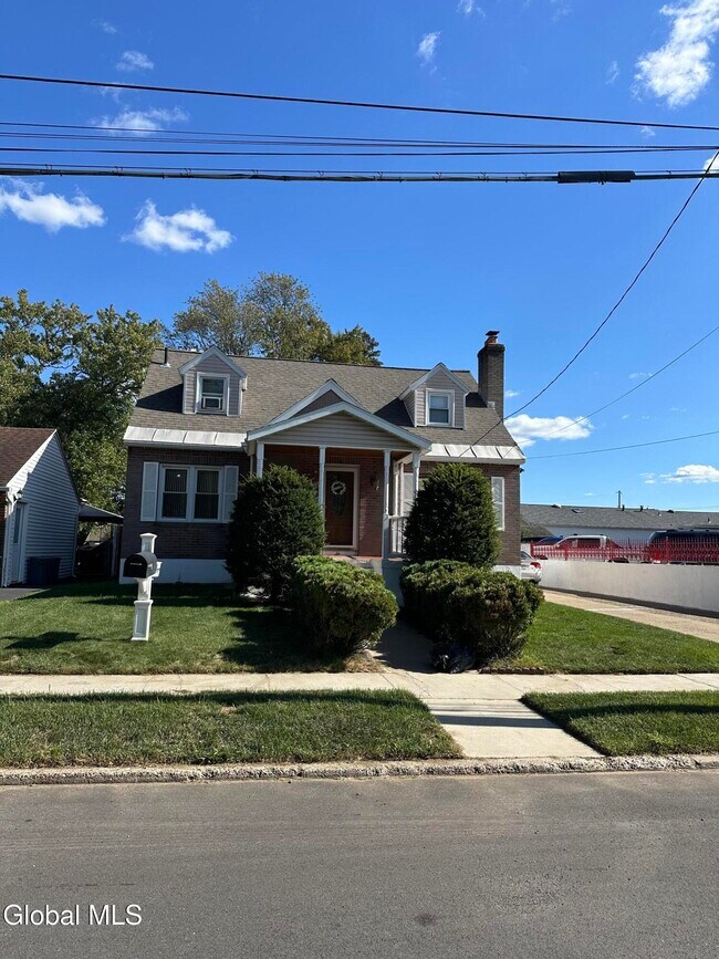 Foto del edificio - 6 Elliott Ave