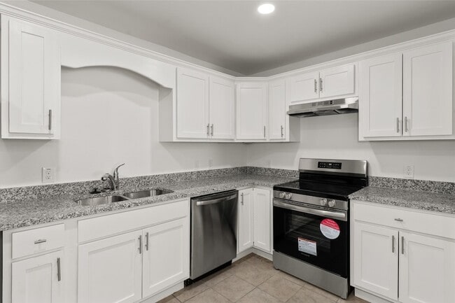 Foto del edificio - 316 W 7th St