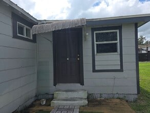 Building Photo - 1304 Kaley Ave