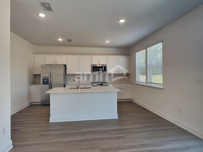 Foto del edificio - 1140 Livengood Wy