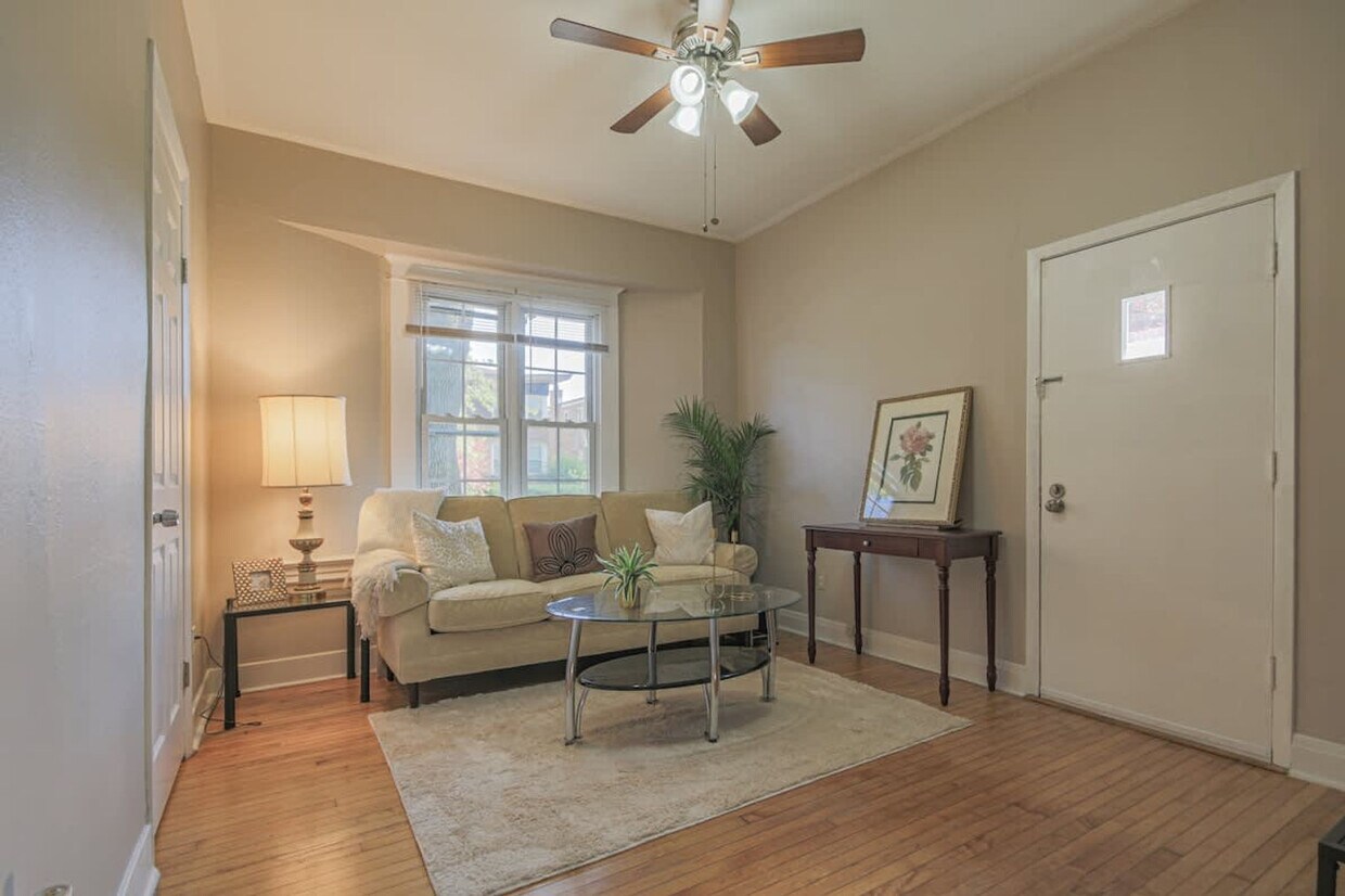 Foto principal - 839 Dunlop Ave