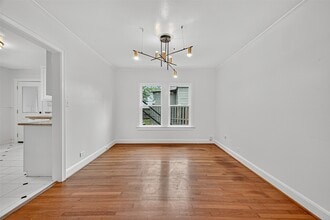 Building Photo - 2328 McClendon St