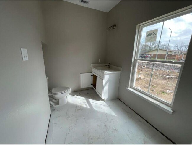 Foto del edificio - 4133 Clover St