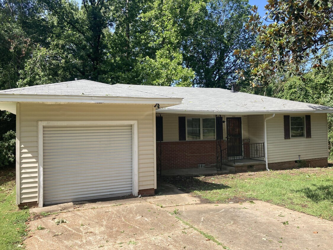 951 Reaves St, Jackson, MS 39204 House Rental in Jackson, MS