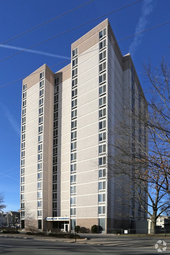 Baptist Towers 62+ Senior Living Apartments - Louisville, KY