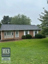 Building Photo - 745 Kenyon Rd