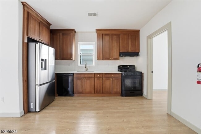 Foto del edificio - 260 S 10th St