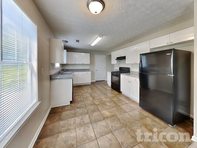 Building Photo - 2277 Kilgore Ln