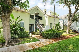 Building Photo - 1050 Crystal Way